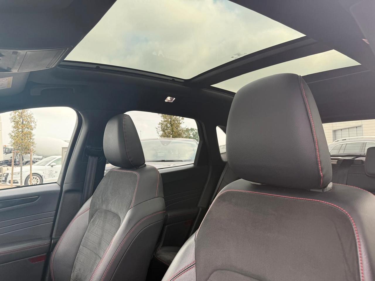 Ford Kuga 2.5 Full Hybrid 190 CV CVT 2WD ST-Line