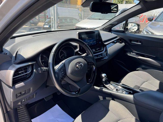 TOYOTA C-HR 1.8 Hybrid E-CVT Style
