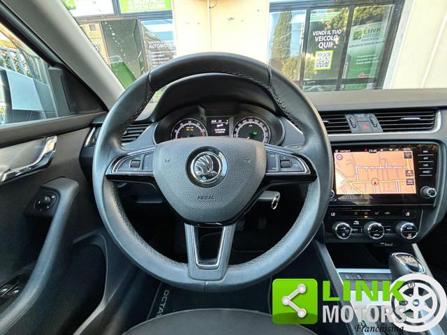 SKODA Octavia .