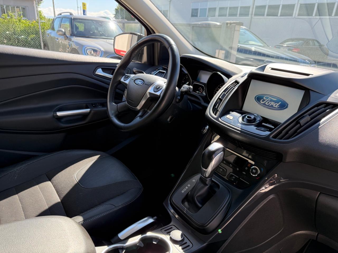 Ford Kuga 2.0 TDCI 150 CV S&S 4WD Powershift Titanium