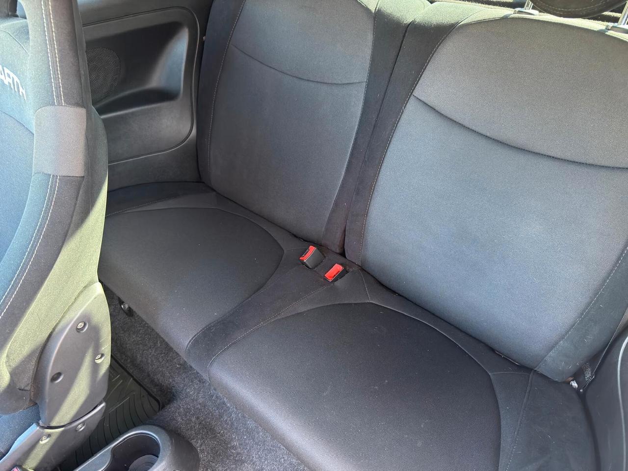 Abarth 595 1.4 Turbo T-Jet 165 CV Pista