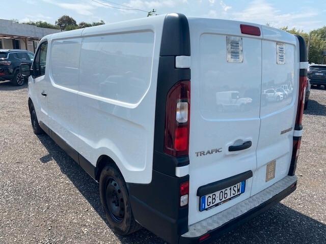 Renault TRAFIC 145HP