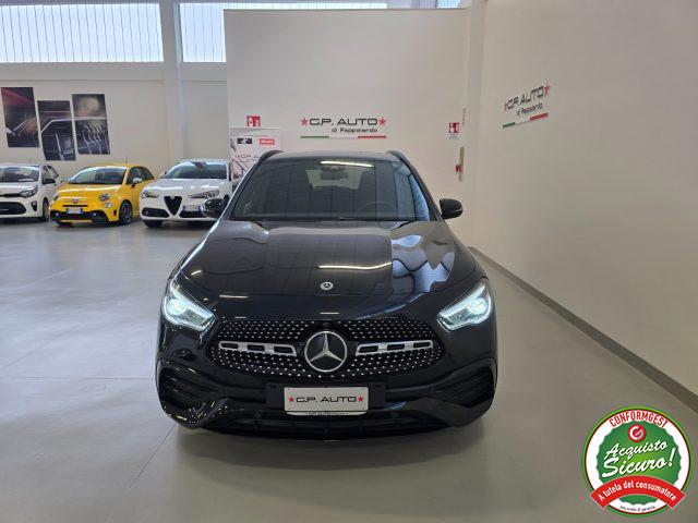 MERCEDES-BENZ GLA 200 d Automatic Premium