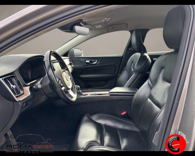 VOLVO V60 Cross Country D4 AWD Geartronic Business Plus