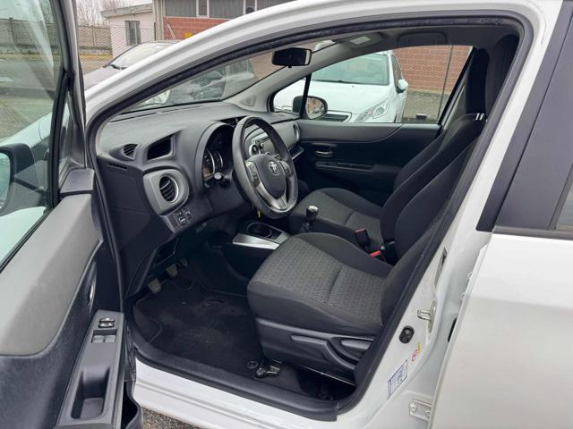 TOYOTA Yaris 1.0 5 porte Lounge