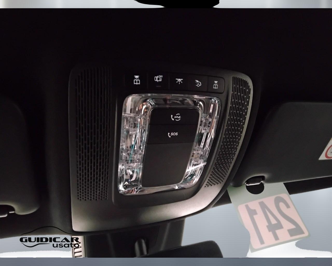 Mercedes-Benz GLB - X247 2019 - GLB 180 d Premium auto