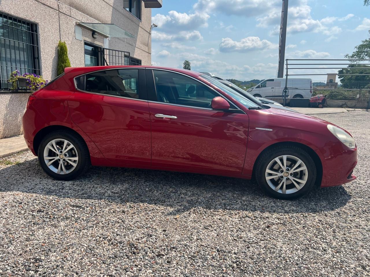 Alfa Romeo Giulietta 1.6 JTDm-2 105 CV Distinctive