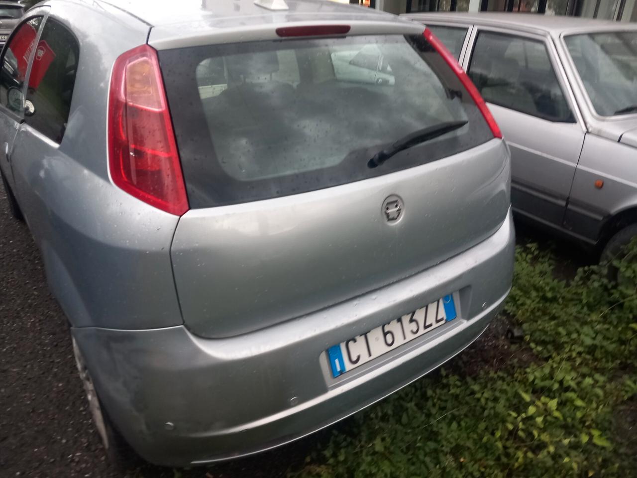 Fiat Grande Punto Grande Punto 1.3 MJT 75 CV 3 porte Active