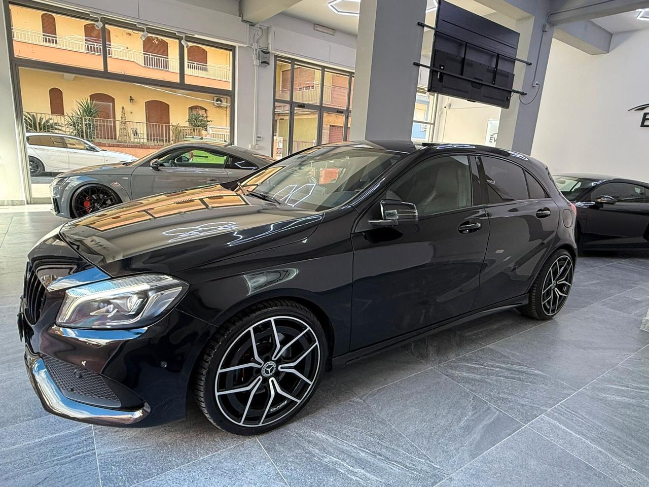 Mercedes-benz A 250 4Matic Automatic Premium