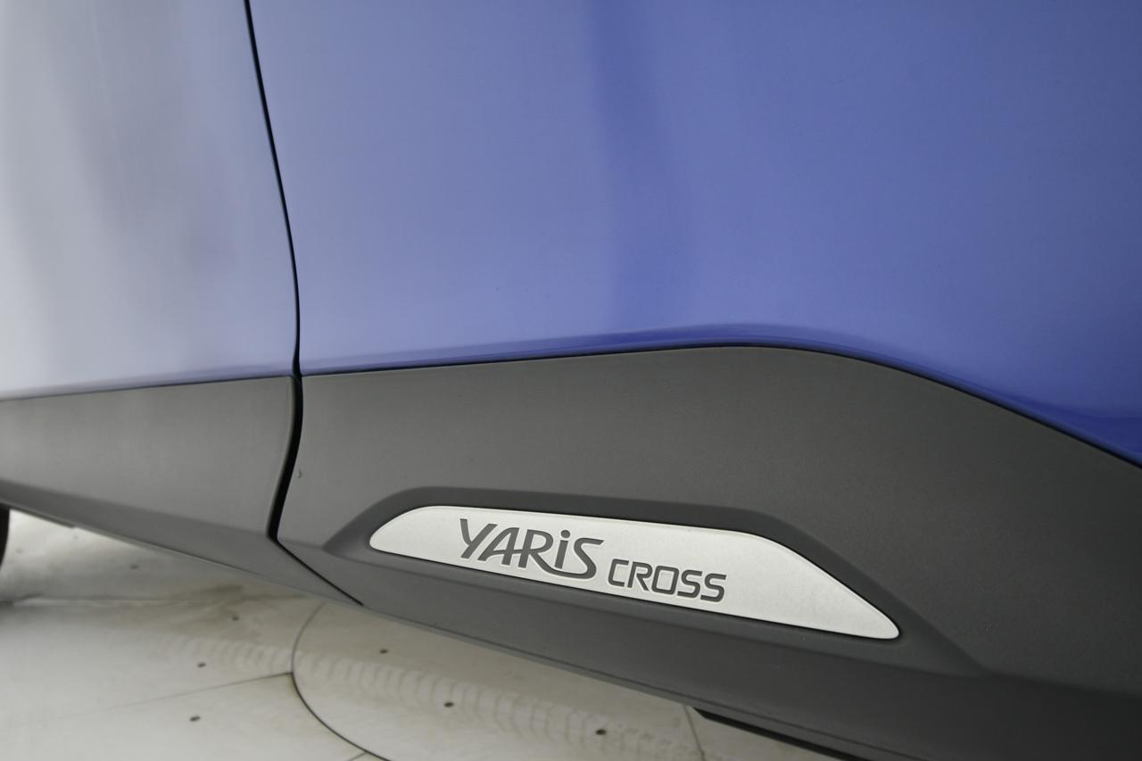 TOYOTA Yaris Cross 1.5h Business fwd 116cv e-cvt CAMERA+ACC+APP CONNECT