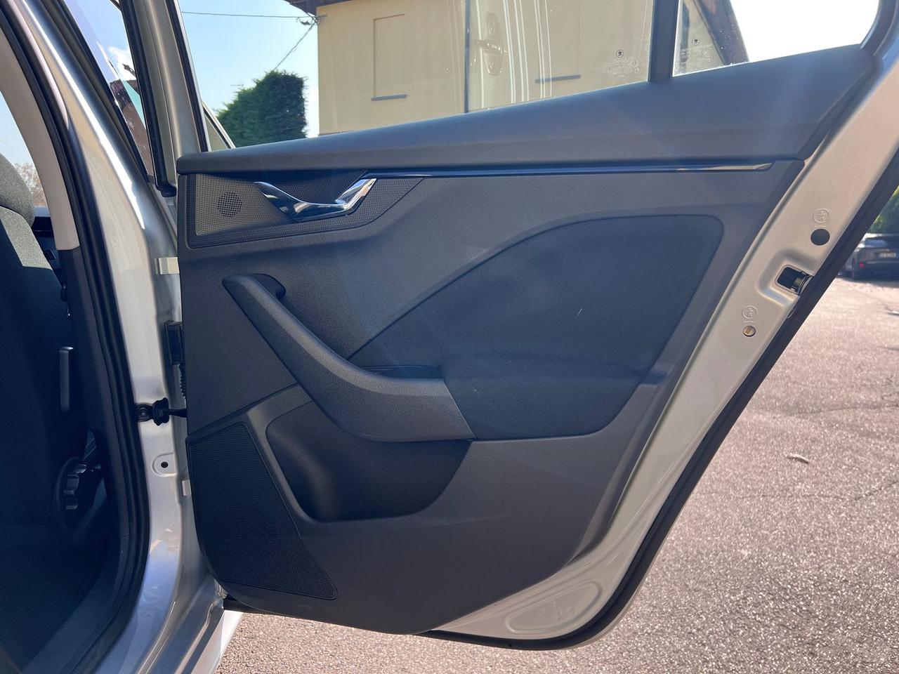 Skoda Kamiq 1.0 TSI Ambition #7727