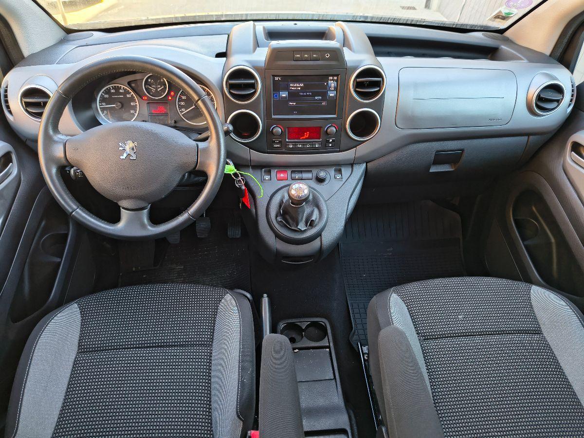 PEUGEOT - Partner - Tepee VTi 120 Outdoor
