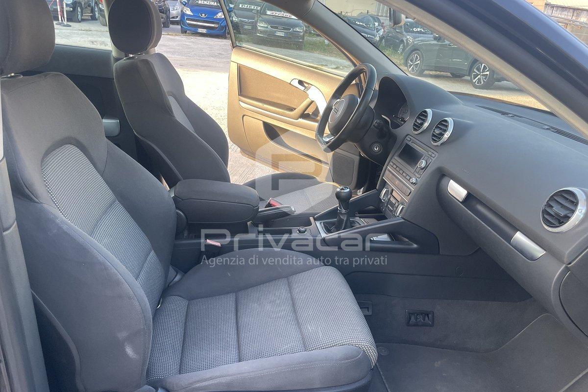 AUDI A3 1.6 TDI 105 CV CR Ambition