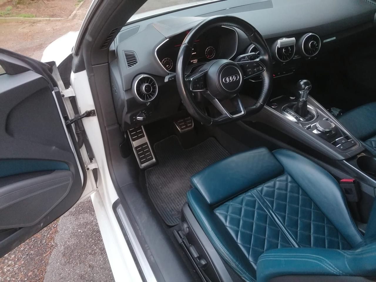 Audi TT Roadster 1.8 TFSI S tronic Design