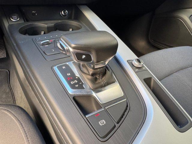 AUDI A4 Avant 30 TDI 136 CV S Tronic Business