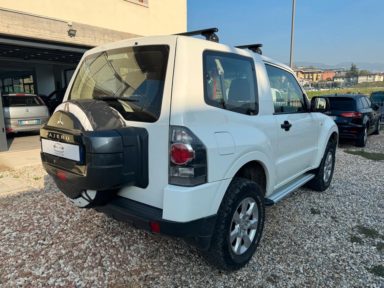 Mitsubishi Pajero 3.2 DI-D 16V aut. 3p. AUTO