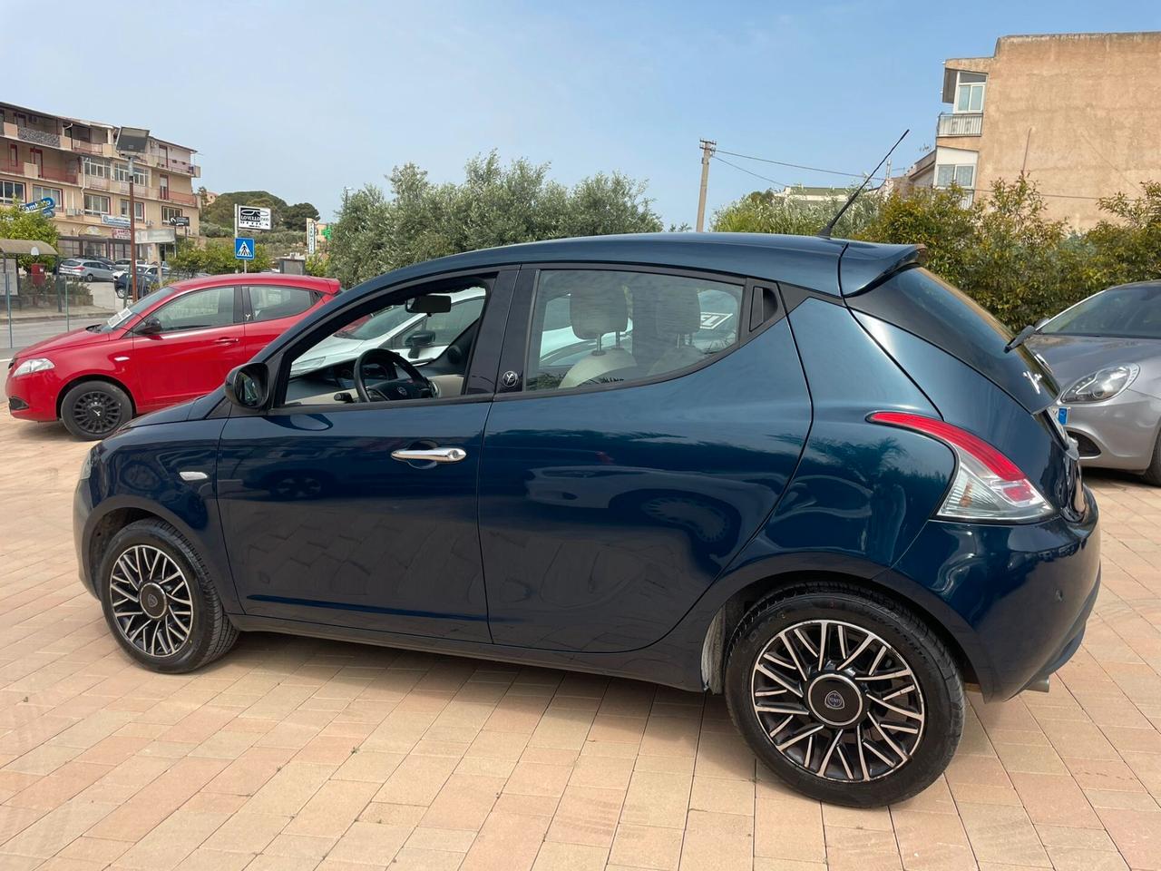 LANCIA Ypsilon MJet"Finanziabile Senza Busta Paga"