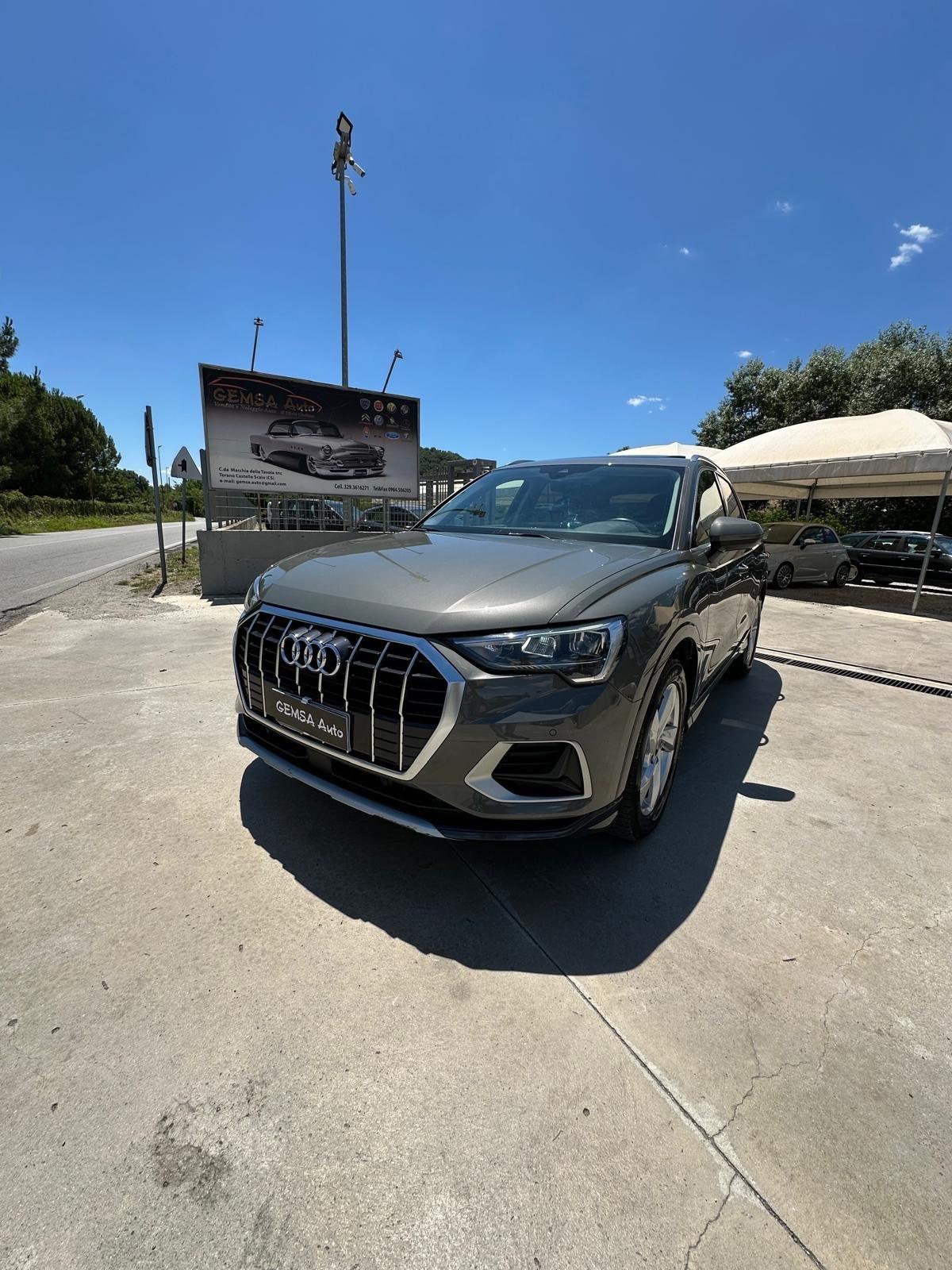 Audi Q3 35 TDI S tronic Business
