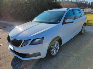 Skoda Octavia 2.0 TDI 150cv CR DSG Wagon Style