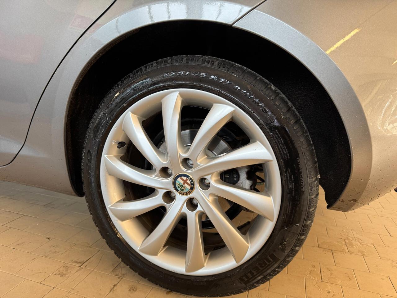 Alfa Romeo Giulietta 2.0 JTDm-2 140 CV Distinctive