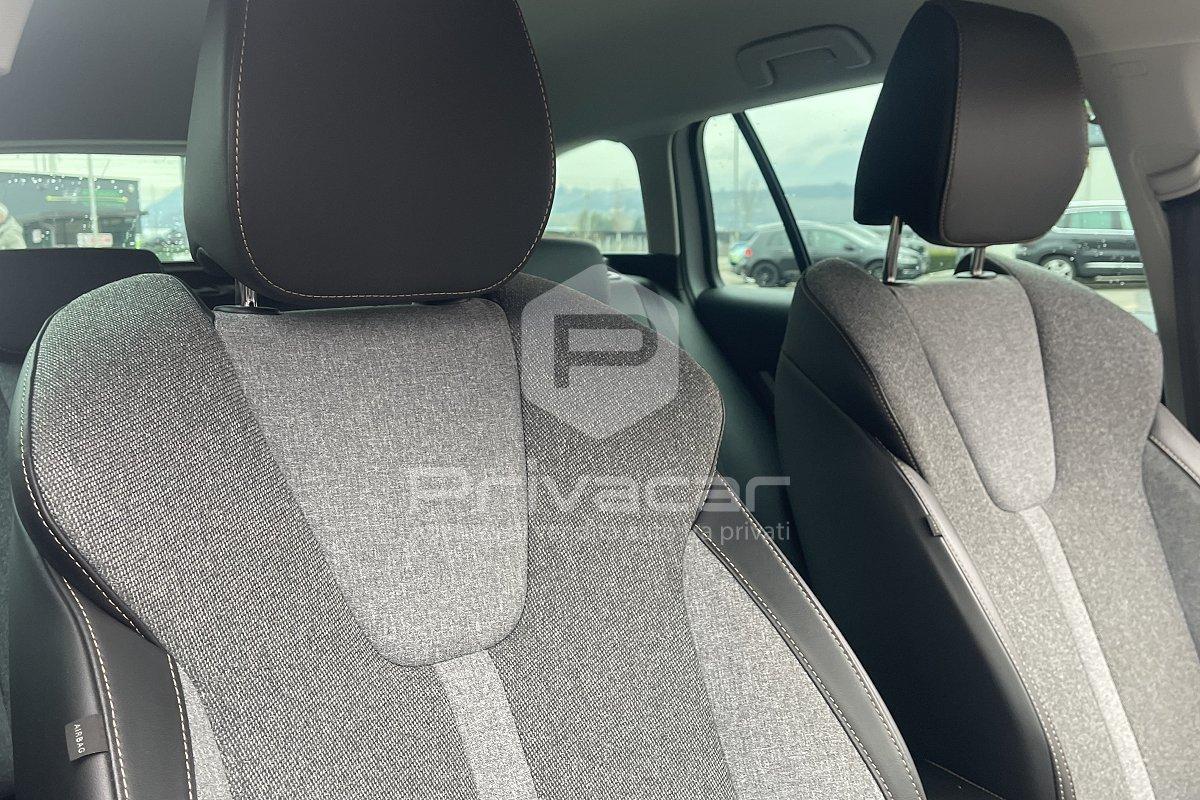 SKODA Octavia 2.0 TDI 150 CV DSG Wagon Sportline