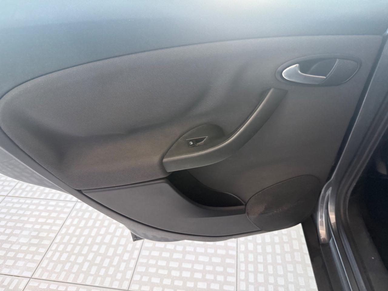 Seat Altea XL 1.6 Reference BI FUEL