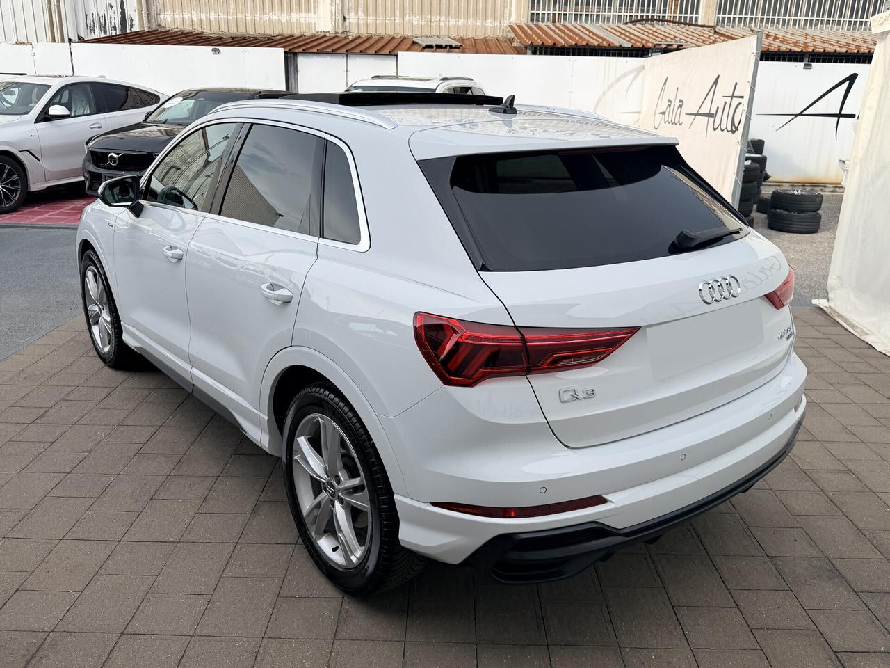 Audi Q3 40 TFSI quattro S tronic line edition con GPL