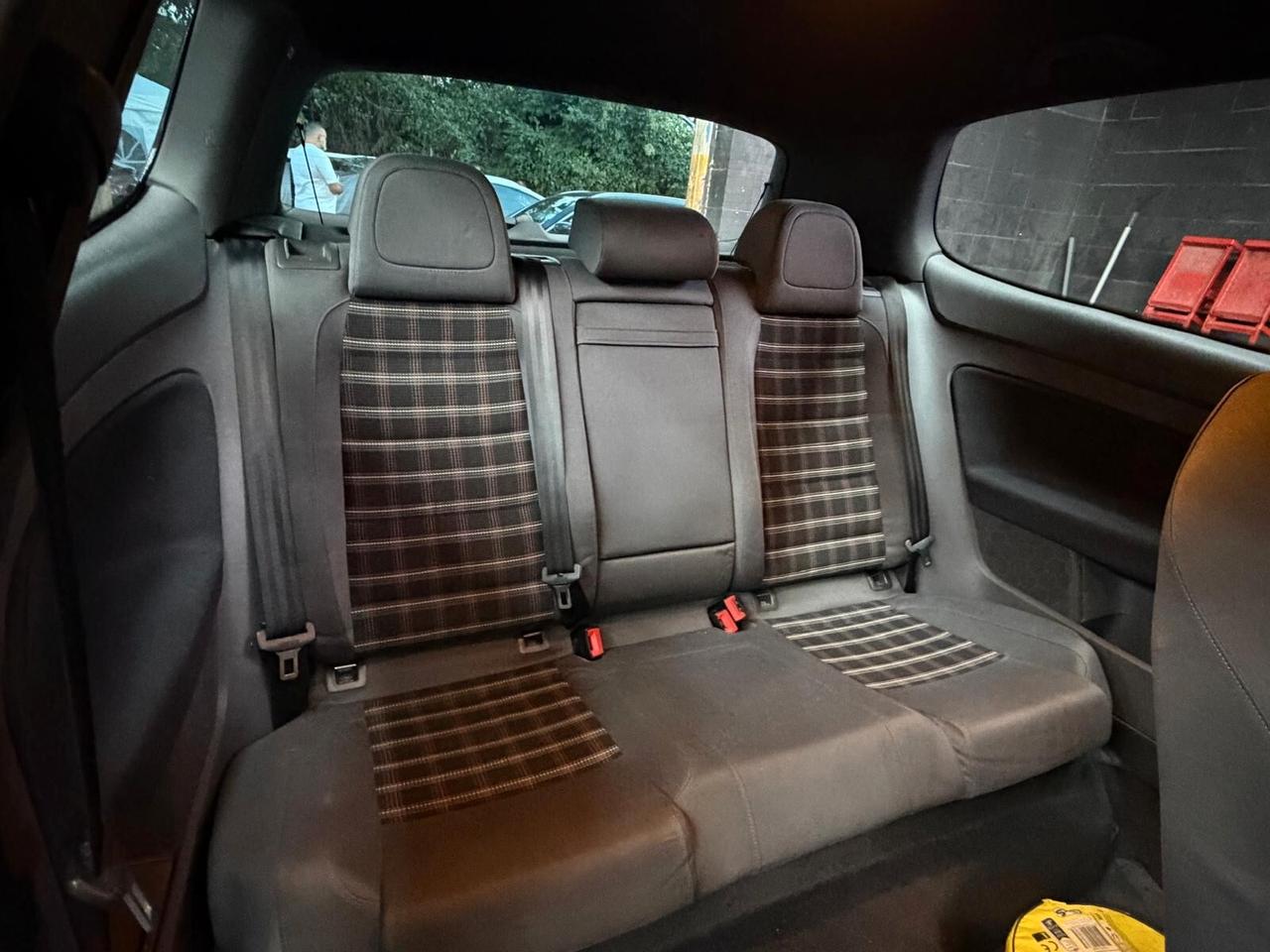 Volkswagen Golf GTI 2.0 16V TFSI 3p.