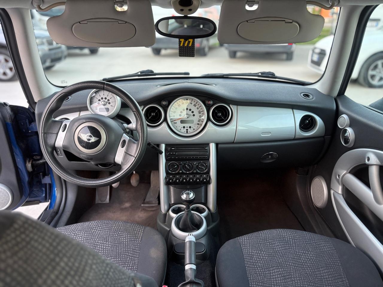 Mini 1.6 16V Cooper