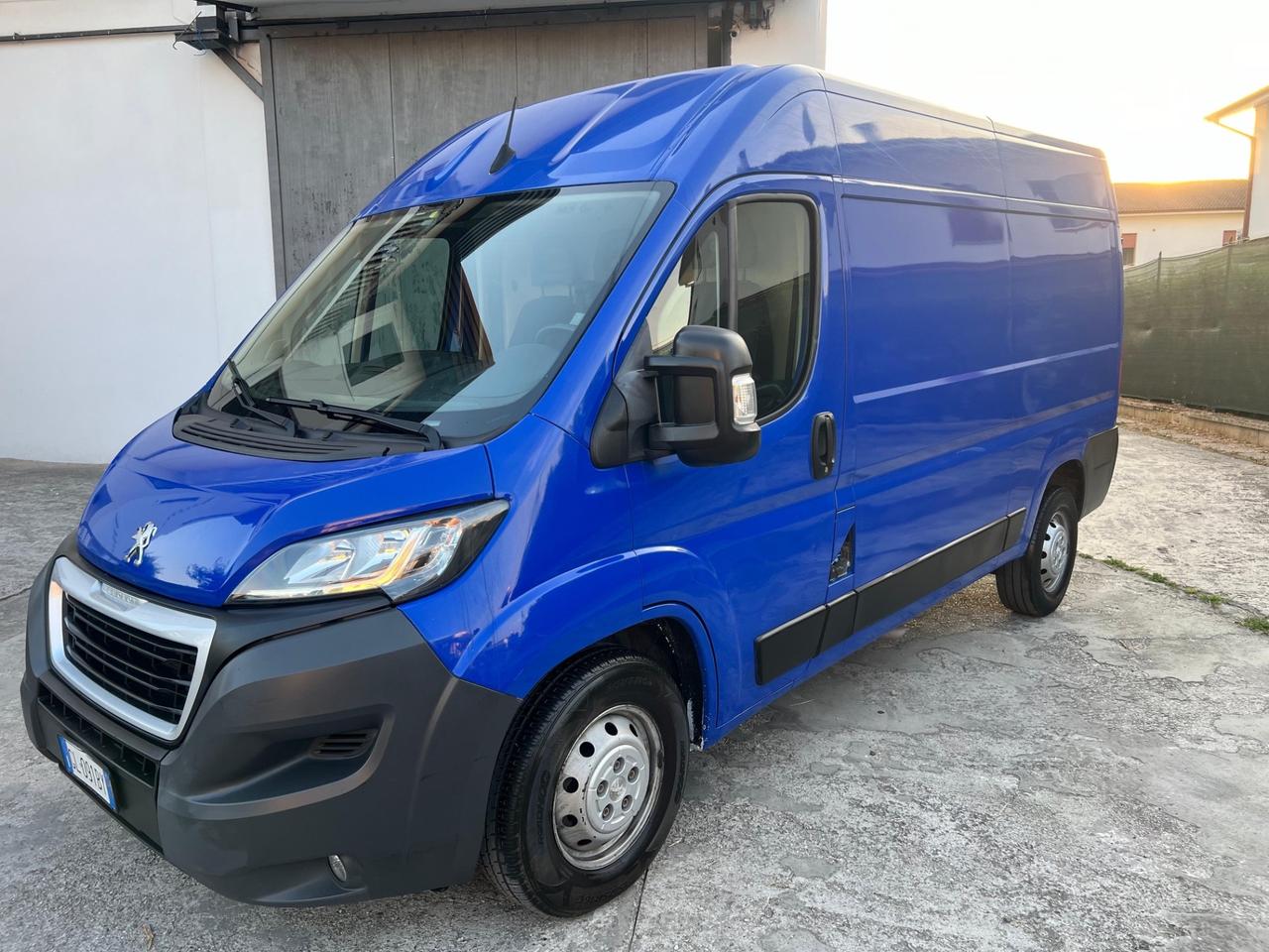 Peugeot Boxer 2.2 HDI TETTO ALTO IVA INCLUSA