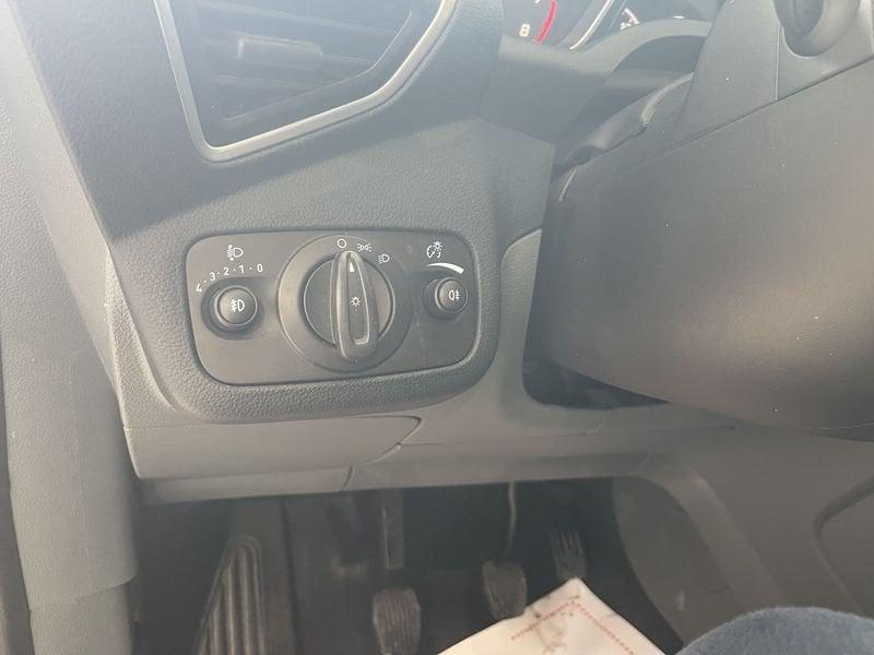 Ford C-Max 1.6 120cv GPL Titanium