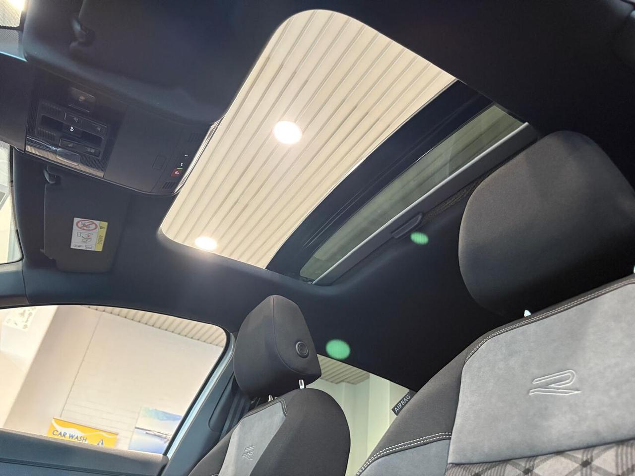 Volkswagen Taigo 1.0 tsi R-Line 115cv