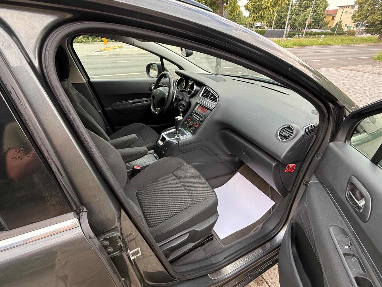 Peugeot 5008 1.6 e-HDi 112CV Stop&Start Active