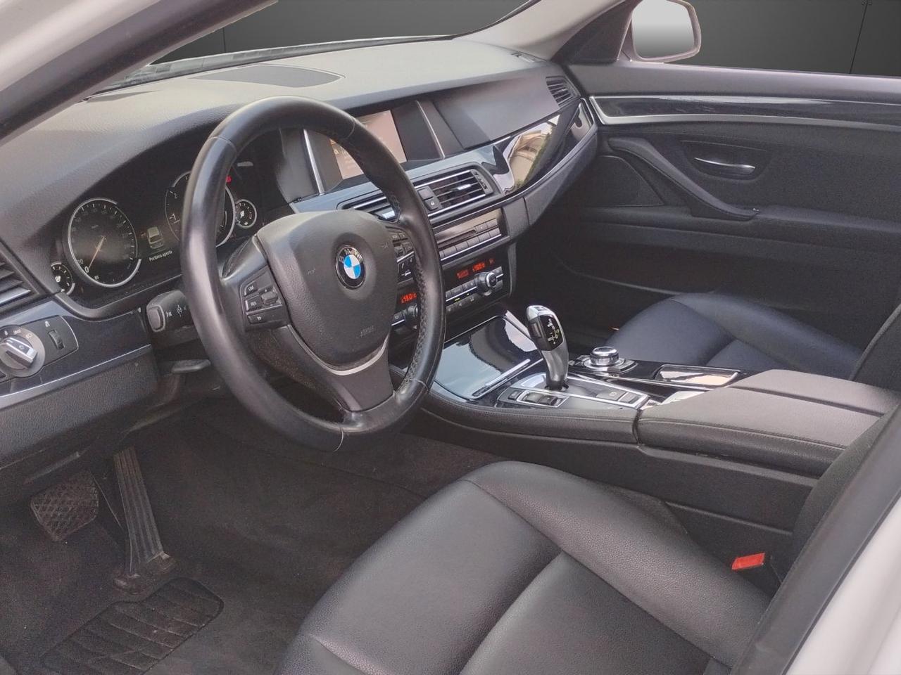 BMW 520 d Touring Luxury 190cv.TELECAMERA.PELLE.NAVI.LED