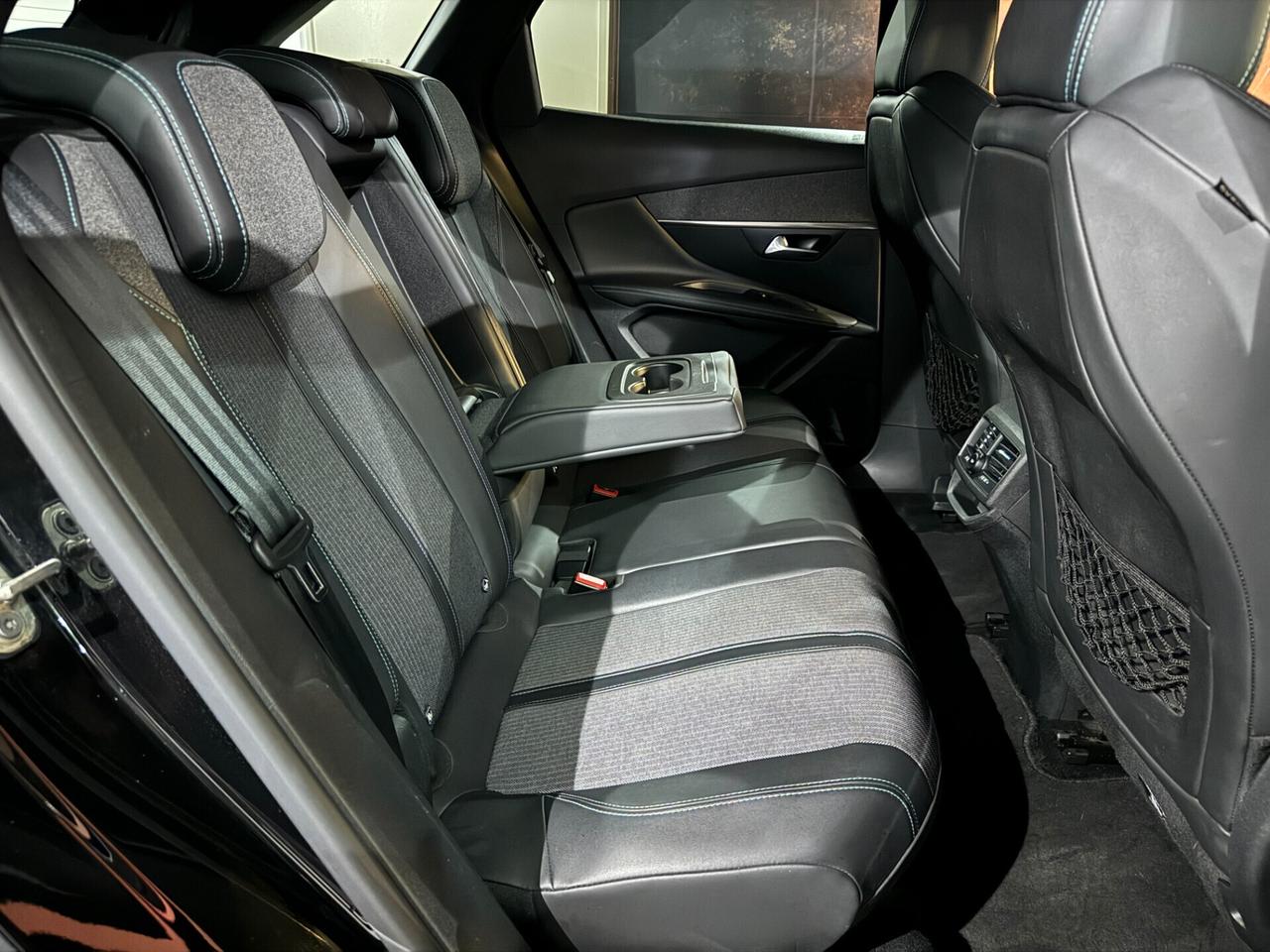 PEUGEOT 3008 1.5 BLUEHDI 130CV EAT8 ALLURE PACK 2021