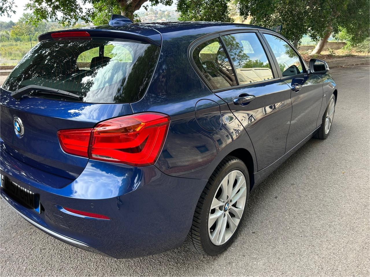 Bmw 116 116d 5p. Sport