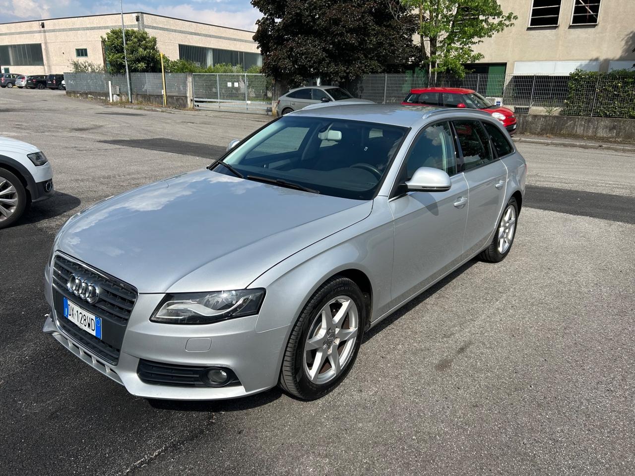 Audi A4 Avant 2.0 TDI 170cv molto bella
