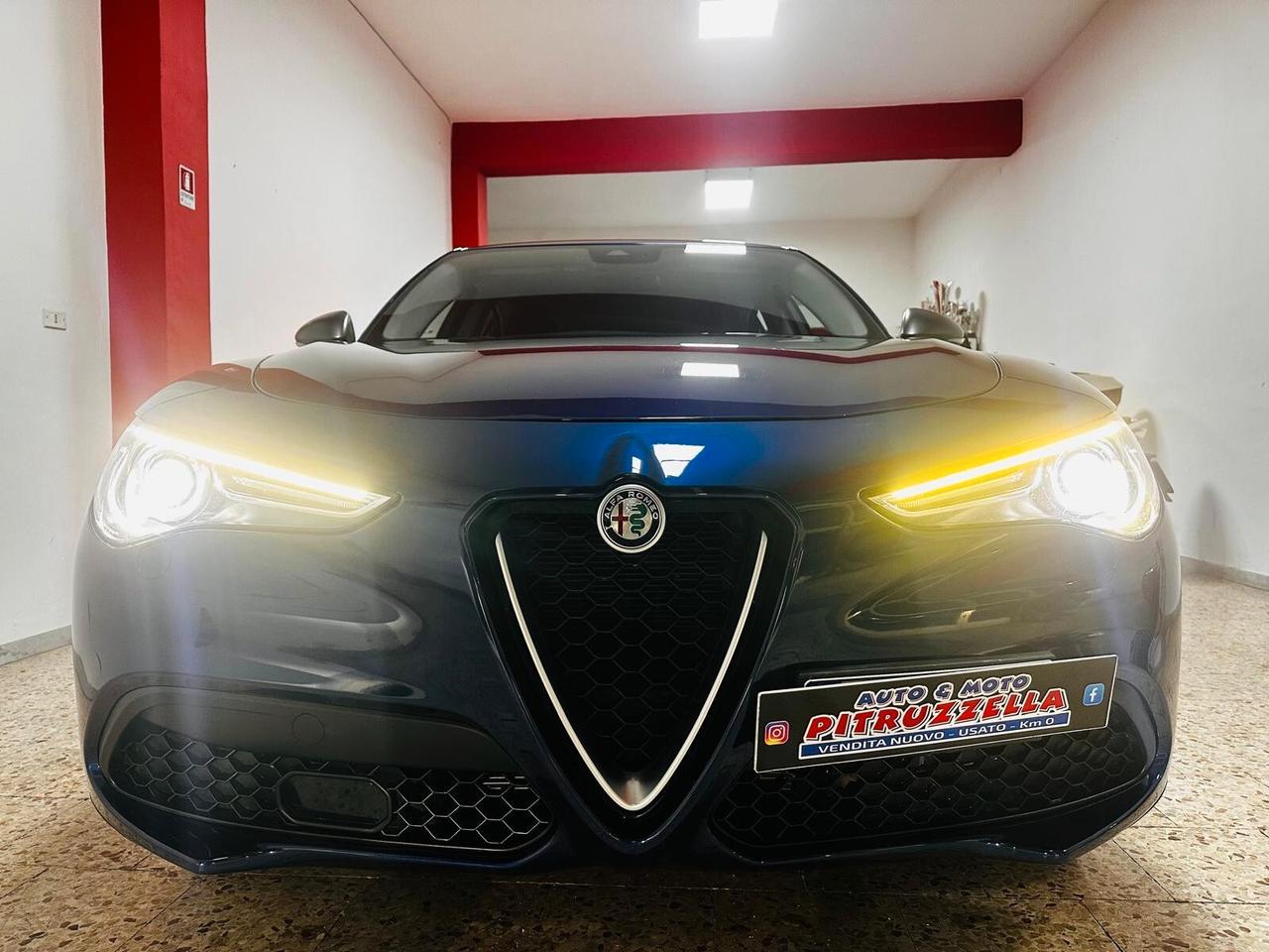 Alfa Romeo Stelvio 2.2 Turbodiesel 160 CV AT8 RWD Business
