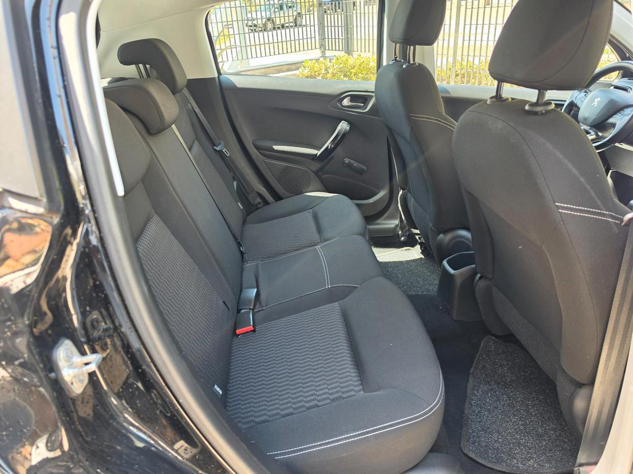 Peugeot 208 PureTech 82 Stop&Start 5 porte Allure
