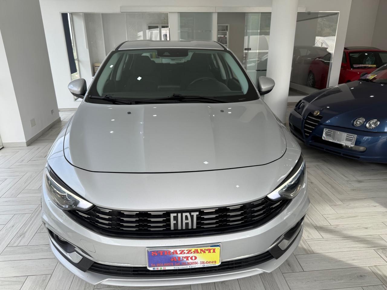 Fiat Tipo 1.6Mjt 5P 130CV LOUNGE+FULL LED/NAV2022