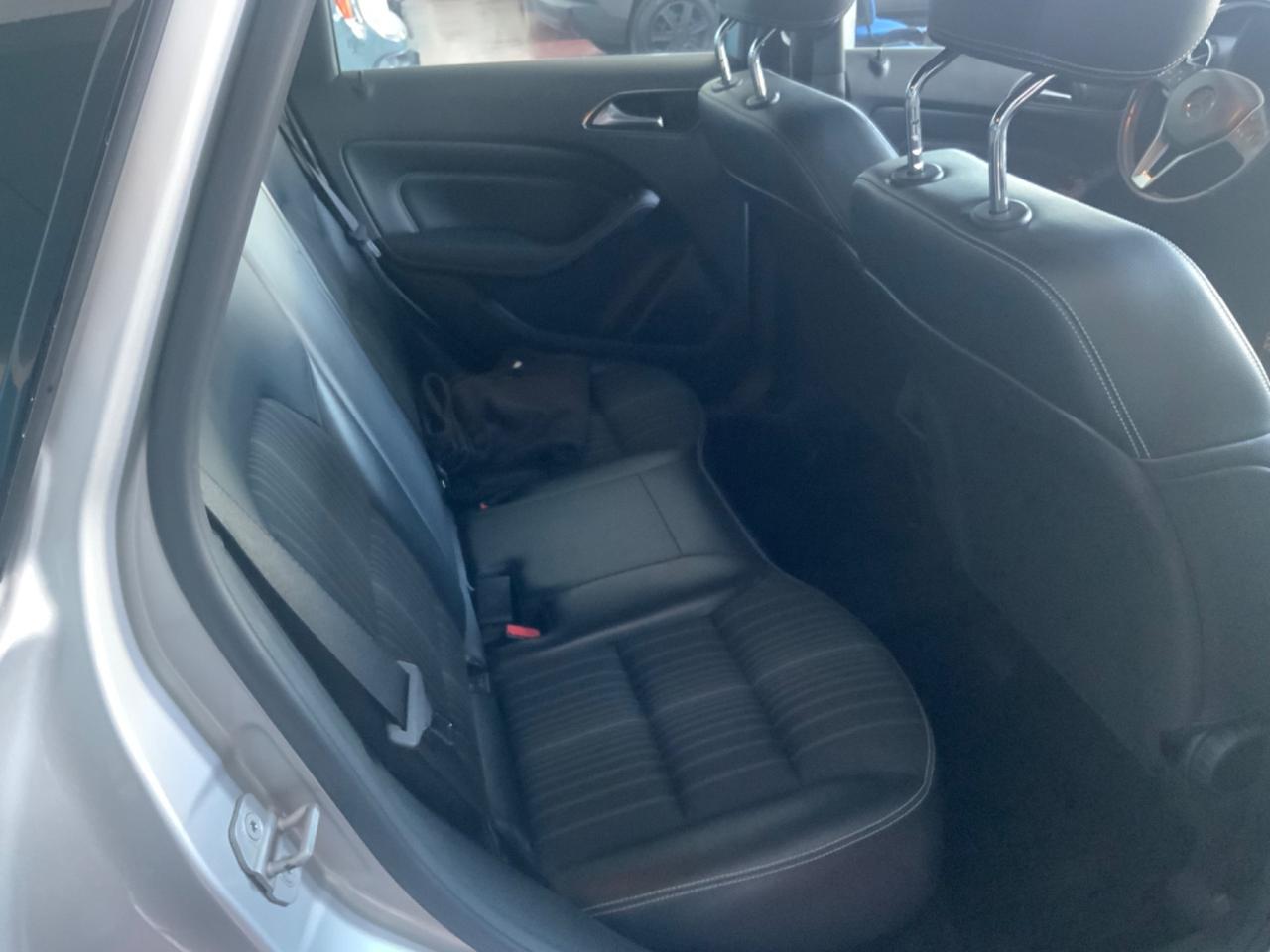 Mercedes-benz B 180 No