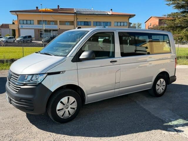 Volkswagen Caravelle T6 9 posti