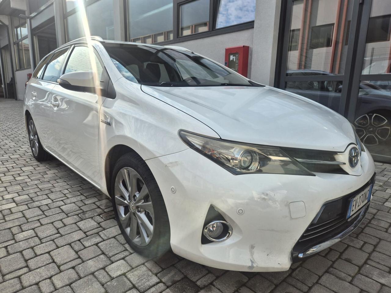 Toyota Auris Touring Sports 1.8 Hybrid Active 100CV