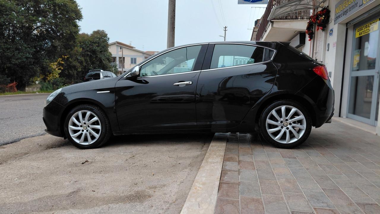Alfa Romeo Giulietta 1.6 JTDm-2 105 CV Exclusive