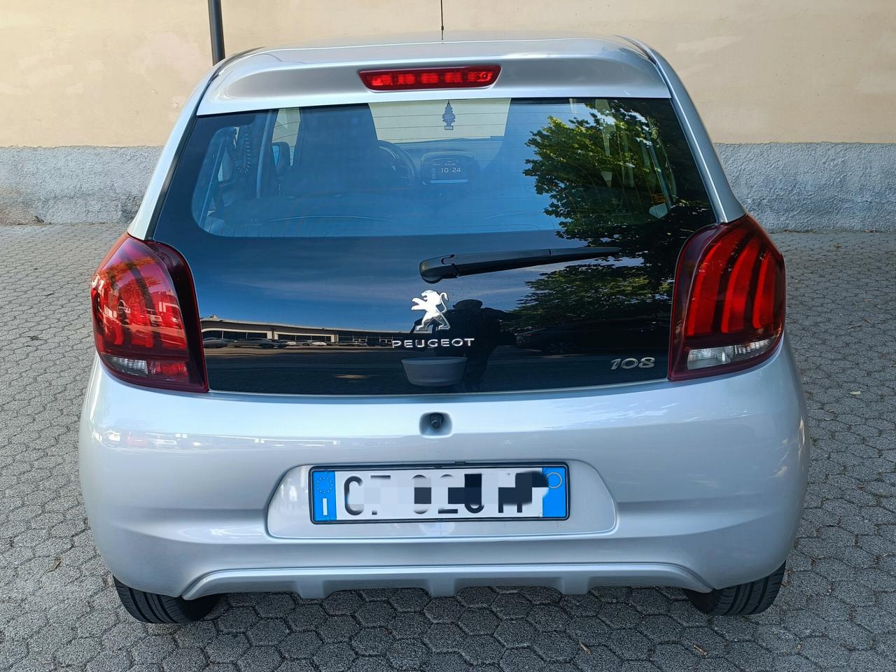 Peugeot 108 VTi 72 S&S 5 porte Allure
