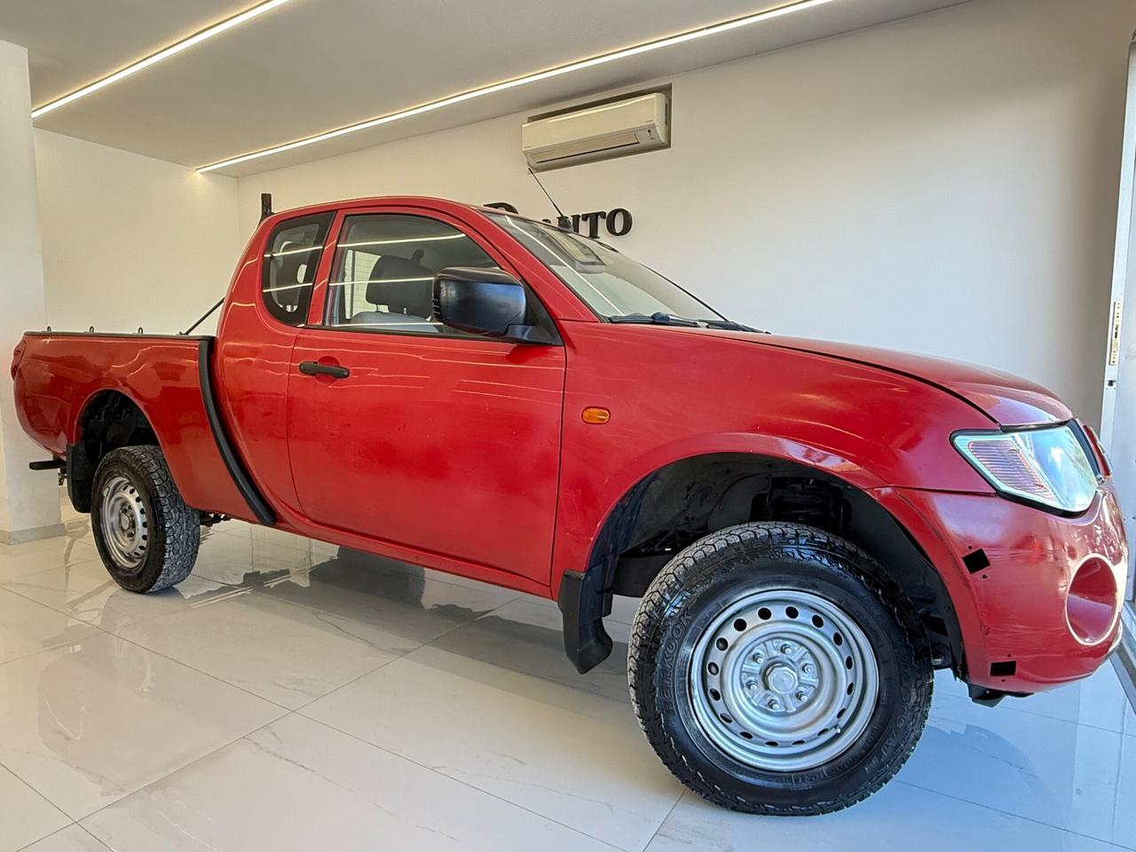 Mitsubishi L200 2.5 DI-D inform einzelkabine 4WD