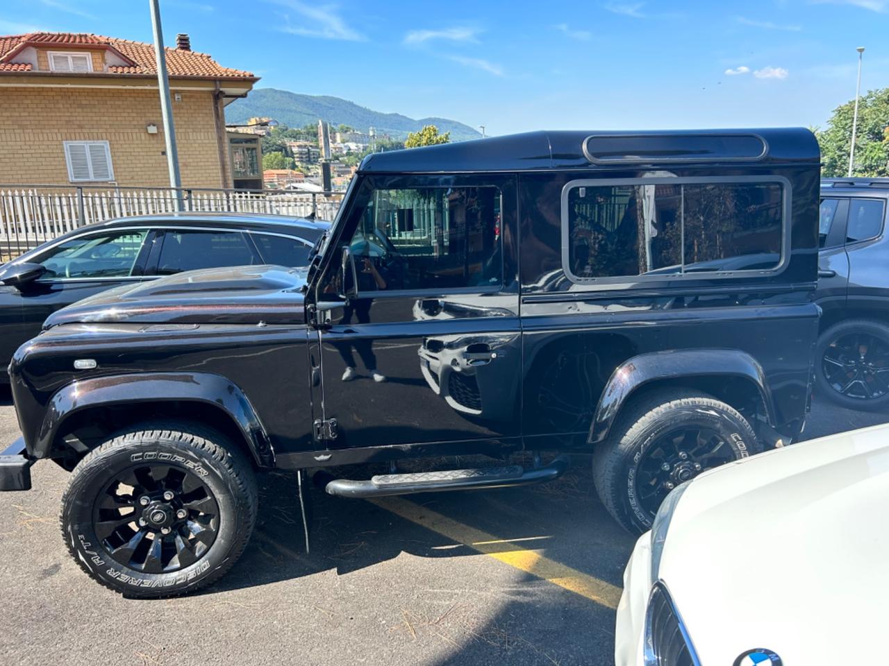 Land Rover Defender 90 2.4 TD4 Station Wagon SE