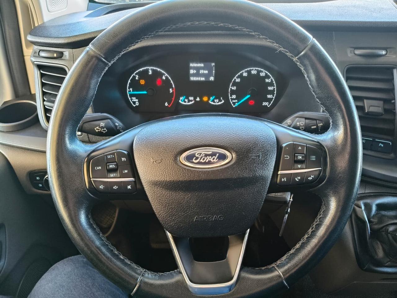 Ford Transit Custom 320 2.0 TDCi 130 PC Combi Trend