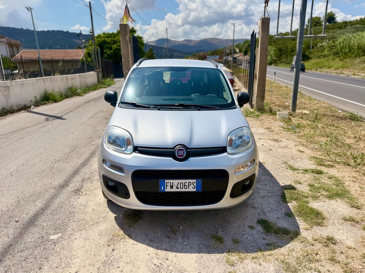 Fiat Panda 1.2 Connected by Wind