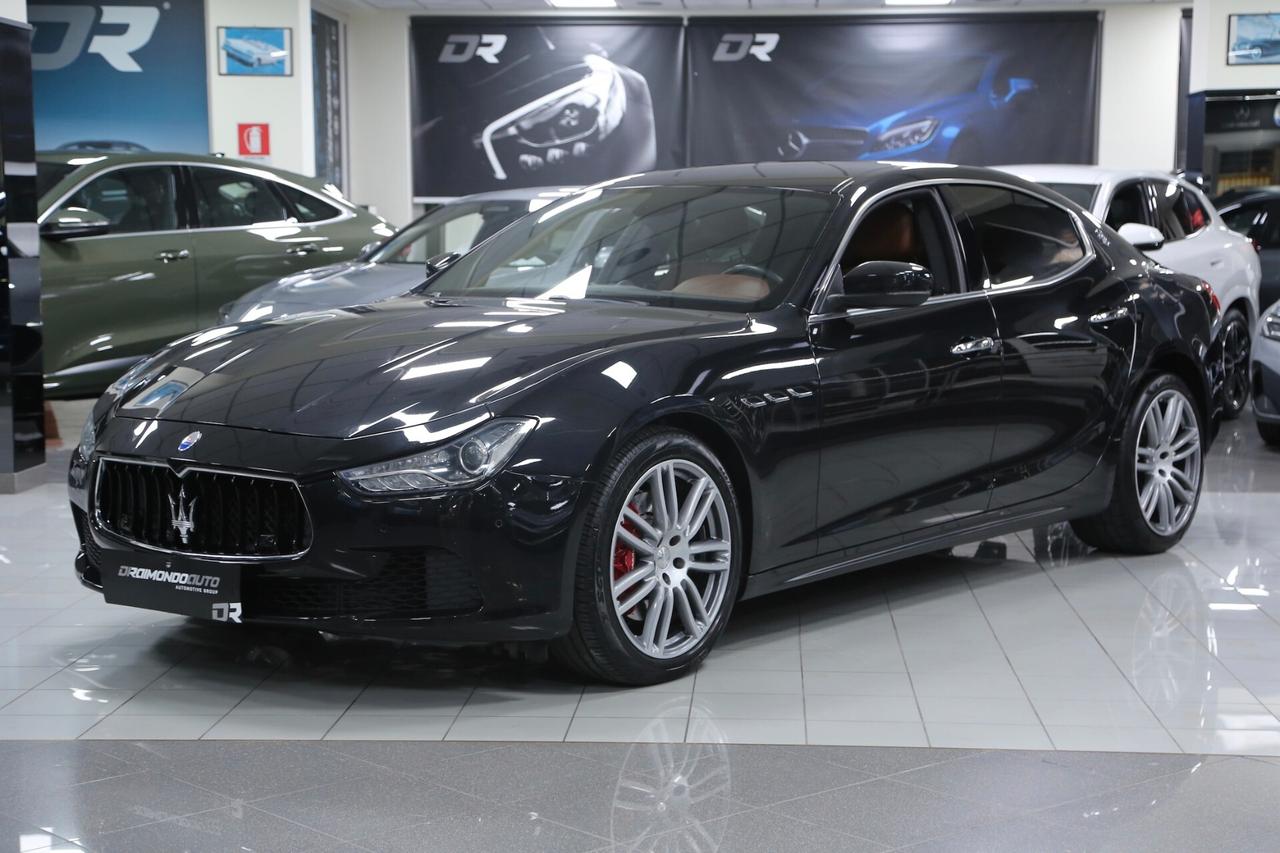 Maserati Ghibili V6 250cv Diesel auto